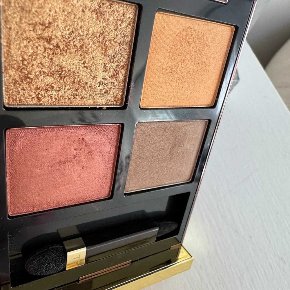Tom Ford Eyeshadow Quad COLOR 26 LEOPARD SUN